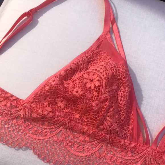 victorious secret pink bra 💗 - Picture 2 of 9